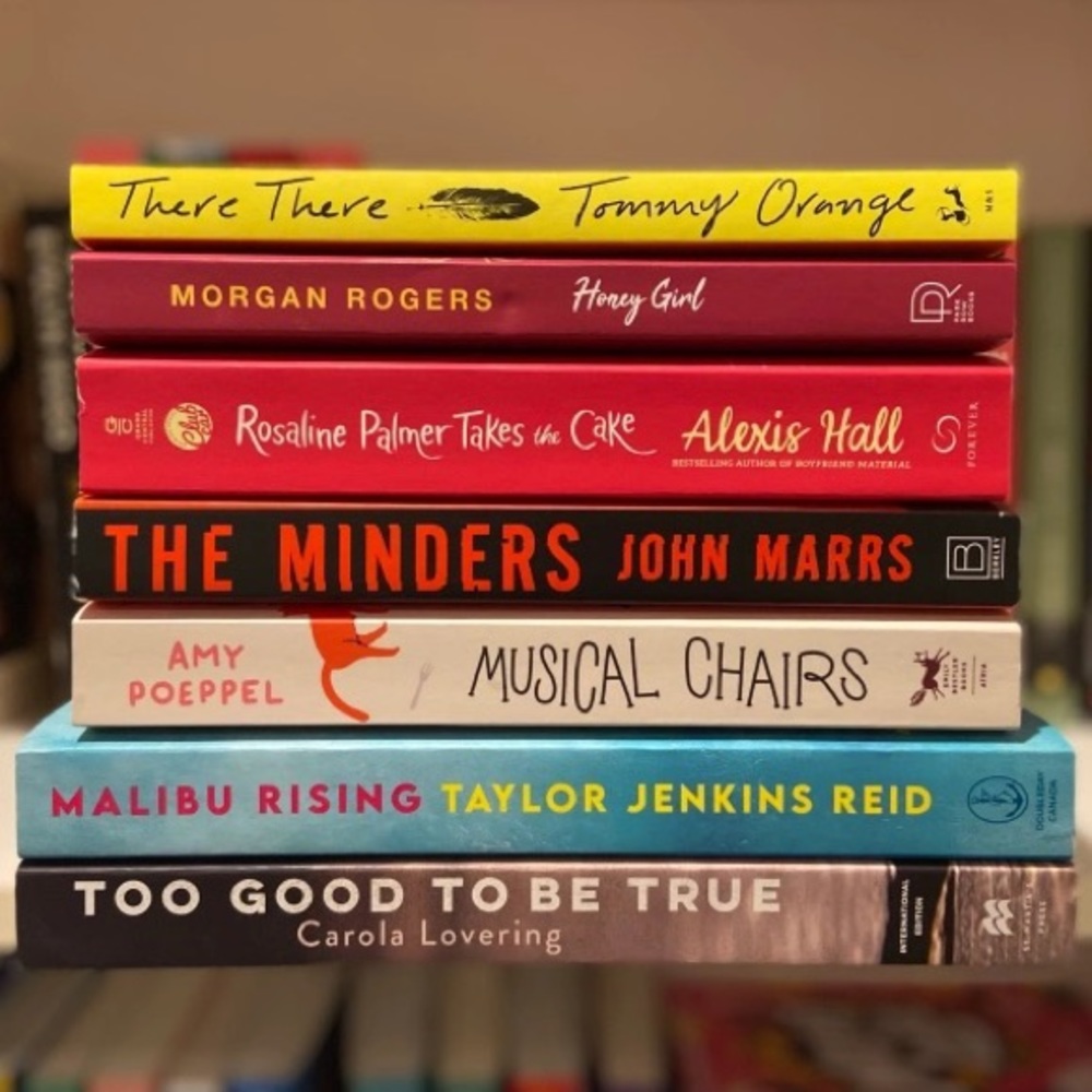 4 Random Books - Picture 2 of 4